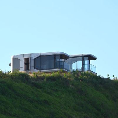 Steel Container House Mobile - Luxury Prefab Modular Homes for Space Capsule & Waterproof Movable Homes on Wheels