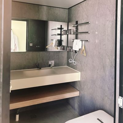 Steel Container House Mobile - Luxury Prefab Modular Homes for Space Capsule & Waterproof Movable Homes on Wheels