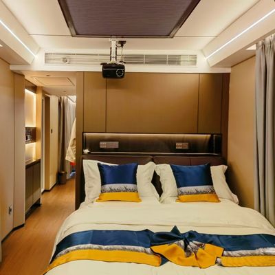 Customizable Household Waterproof Space Capsule Container Houses and Mobile Prefabricated Steel Houses