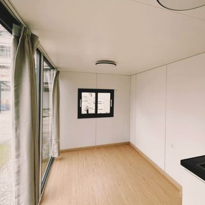 Space-Saving Prefab Container House - Modular Mobile Tiny Home with Quick Assembly Design